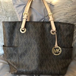 Michael Kors Jet Set Logo Tote